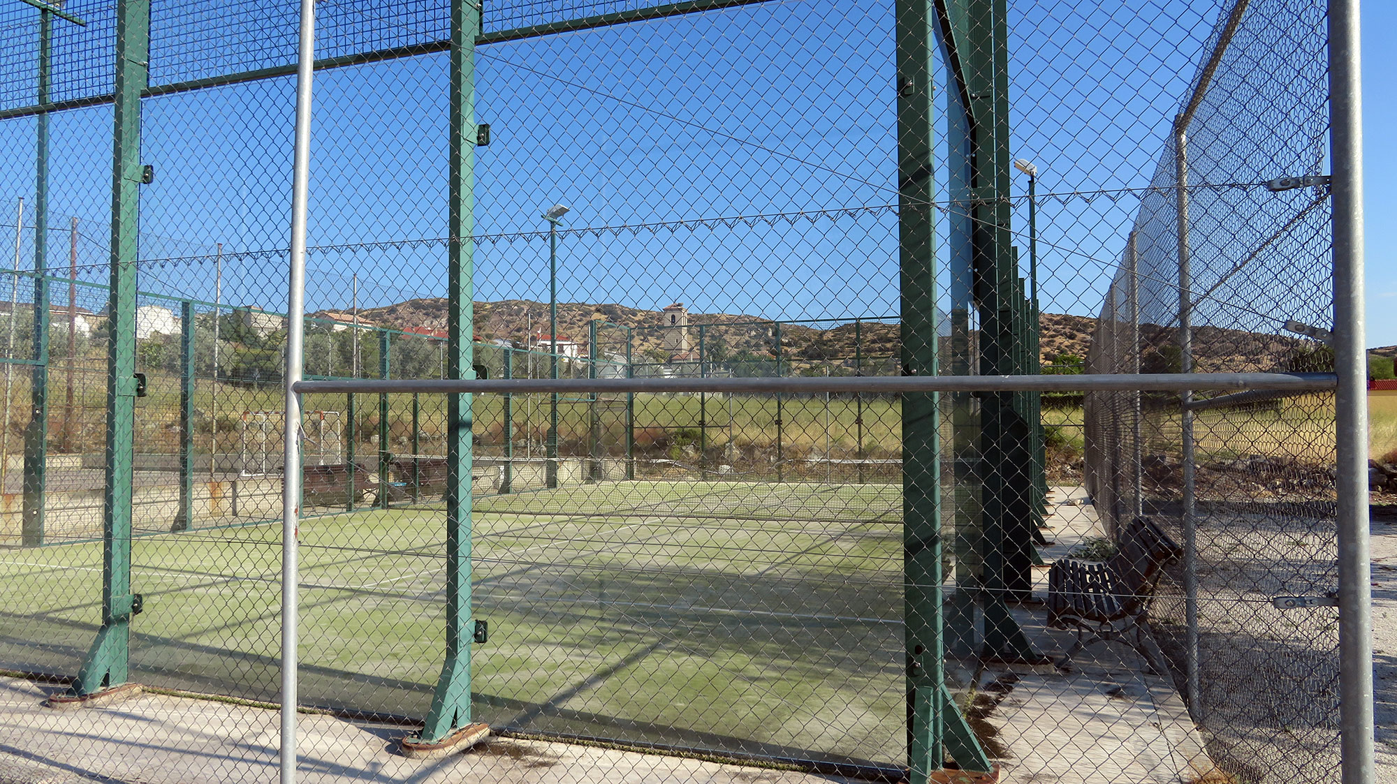 Área de Deporte - Pista de pádel -  Ayuntamiento de Paredes de Escalona